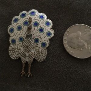 Vintage Enamel Movable Peacock brooch/pendant